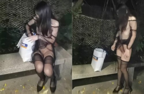 39829-【绝版收藏】最近火爆推特人气露出女神FSS『冯珊珊』高价会员私拍流出 情趣黑丝套装午夜户外露出.jpg